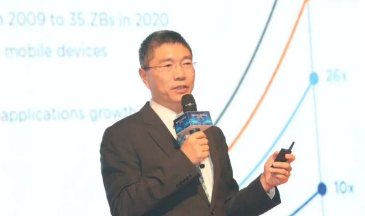 吴军:AI应该变成通识教育,区块链不是炒概念